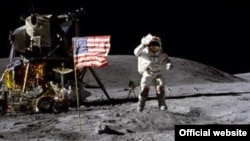 Джон Янг на Луне, 27 апреля 1972 года
