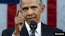 Президент США Барак Обама выступает в Конгрессе. Вашингтон, 12 января 2016 года.