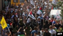 تشییع جنازه کشته شدگان حمله روز دوشنبه نیروهای اسرائیل به کرانه باختری 