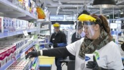 Radnici sa zaštitnom opremom, Vantaa, Finska, 1 april 2020.