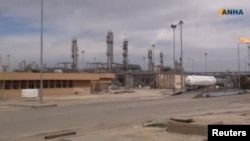 Naftna postrojenja kod Al-Šadadija u Siriji koje je držao IDIL, februar 2016.