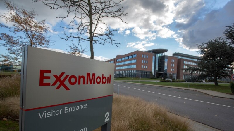 Compania americană Exxon Mobil abandonează planurile de cooperare cu compania de stat rusă Rosneft