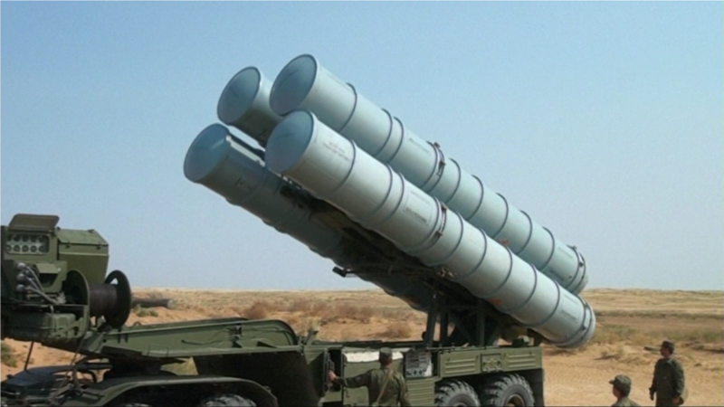 Русија ќе ја снабди Сирија со ракетен систем С-300 