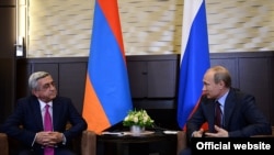 Президенты Армении и России во время встречи в Сочи, 9 августа 2014 г.