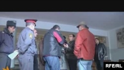 Armenia -- Screenshot of video showing a conflict between journalists and electoral sector officials in Yerevan, 10Jan2010