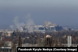 Бойовики російських гібридних сил обстрілюють Донецький аеропорт. 28 вересня 2014 року