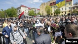 Архівне фото: під час сутичок у Львові 9 травня 2011 року