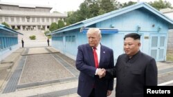 Presidenti i Shteteve të Bashkuara, Donald Trump, u takua më 30 qershor me homologun e tij verikorean, Kim Jong-un, në zonën e demilitarizuar që ndan dy Koretë.