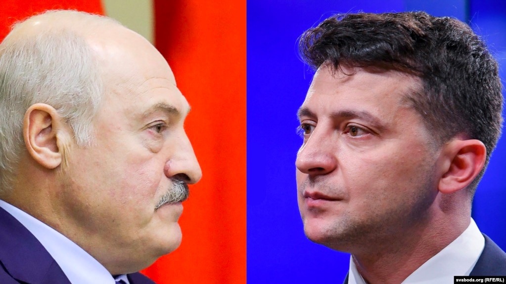 Зліва направо: президент Білорусі Олександр Лукашенко і президент України Володимир Зеленський (комбіноване фото)