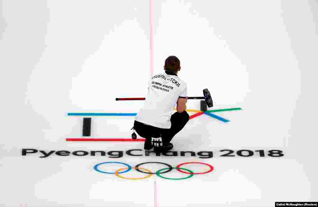 Gangneung klizački olimpijski centar, trening Rusa Aleksandra Krušelnitskog, 7. februar 2018.