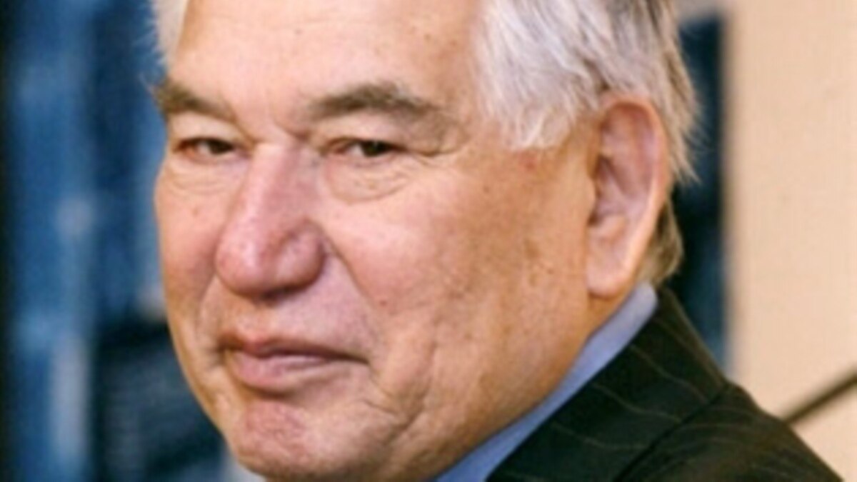 Kyrgyzstan Remembers Prominent Writer Chinghiz Aitmatov