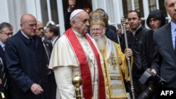 Папа Римский Франциск и патриарх Константинопольский Варфоломей 