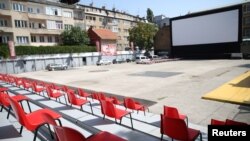 Prazno Open Air kino Metalaca u Sarajevu na dan otvaranja Sarajevo Film Festivala, 14. august 2020. 