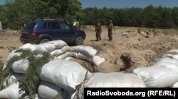 Змодельована ситуація з бойовиками, які видають себе за цивільних та намагаються перетнути блок-пост