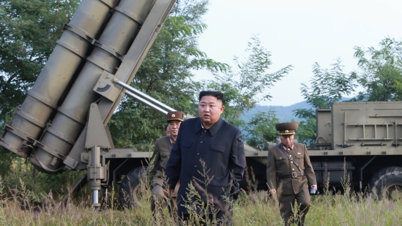 Severna Koreja preti Japanu 'pravom balističkom raketom'