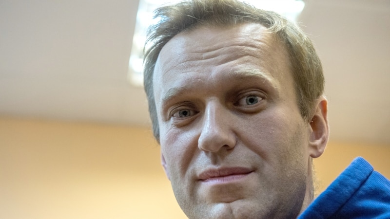 Алексей Навалний барои рафтан аз Русия иҷозат гирифт