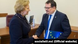 Zinaida Greceanîi, și ambasadorul european Peter Michalko, Chisinau, 25 aprilie 2019