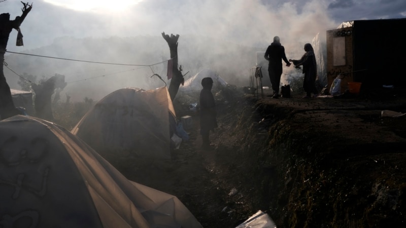 Grčka planira vanredna ovlašćenja za izgradnju kampova