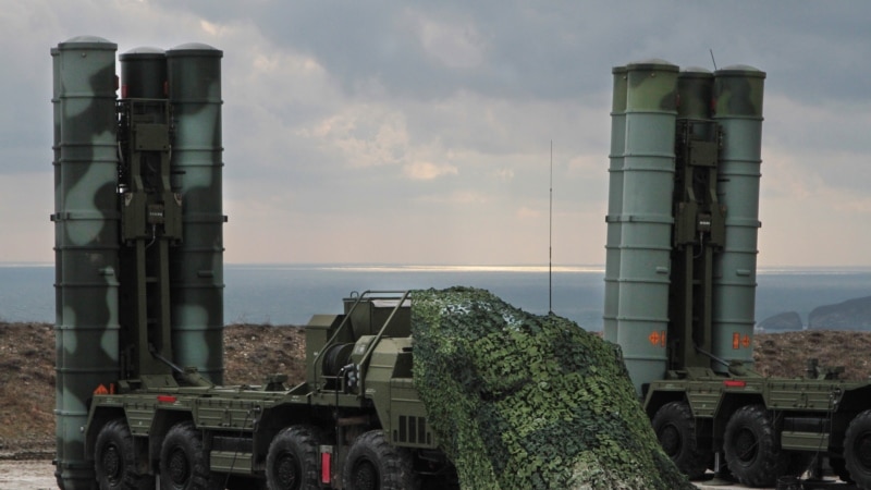 Расея пачала перадысьлякацыю ў Беларусь зэнітна-ракетных комплексаў С-400