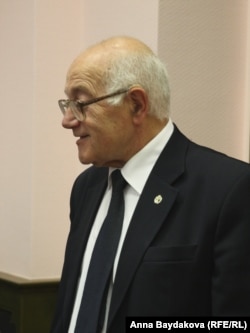 Адвокат Юрий Костанов