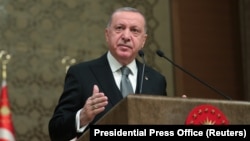 The reports come a day after Turkish President Recep Tayyip Erdogan announced he had dispatched military elements to Libya, a move he said was being made to ensure stability in the country. (file photo)