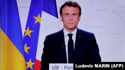 «Деякі хочуть перш за все розгромити Росію. Це ніколи не було позицією Франції і ніколи не буде», – Макрон