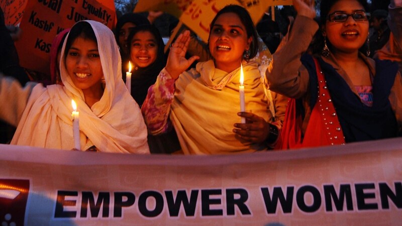 پاکستان: د بشري حقونو سازمانونه وايي پر مېرمنو او ماشومانو د تشدد پېښو اندېښمن کړي