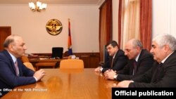 Գագիկ Խաչատրյանը Բակո Սահակյանի հետ հանդիպման ժամանակ, 23-ը դեկտեմբերի, 2015թ