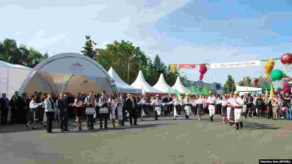 Program oficial și artistic...