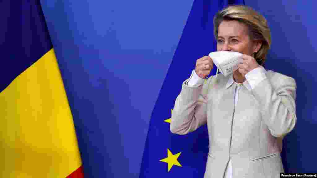 ЕУ - Претседателката на Европската Комисија (ЕК), Урсула фон дер Лајен, денеска информираше дека Фајзер и Бионтек ќе достават дополнителни четири милиони дози од нивната вакцина во Европската Унија (ЕУ) во следните две недели за да се борат против ширењето на мутирани варијанти на коронавирус.