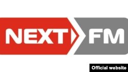 «Next FM» радиосунун эн белгиси.