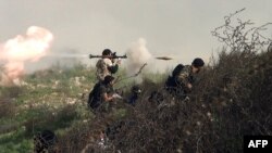 Повстанцы, воюющие с правительственными войсками Сирии. 26 августа 2013 года.