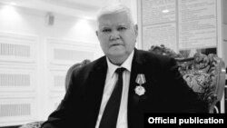 Убайдулла Уватов 1940 йил 23 февралда Қашқадарё вилояти Ғузор туманида туғилган.