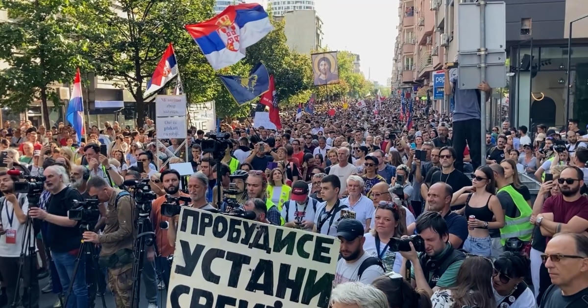 რუსეთის საგარეო დაზვერვა ამჯერად სერბეთის პროტესტზე: ევროკავშირი „სერბულ მაიდანს“ ამზადებს