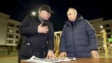 Az állami televízió is beszámolt a vasárnapi látogatásról, amely során Putyint körbevezették a városban, és Marat Husnullin miniszterelnök-helyettes tájékoztatta őt az újjáépítés részleteiről