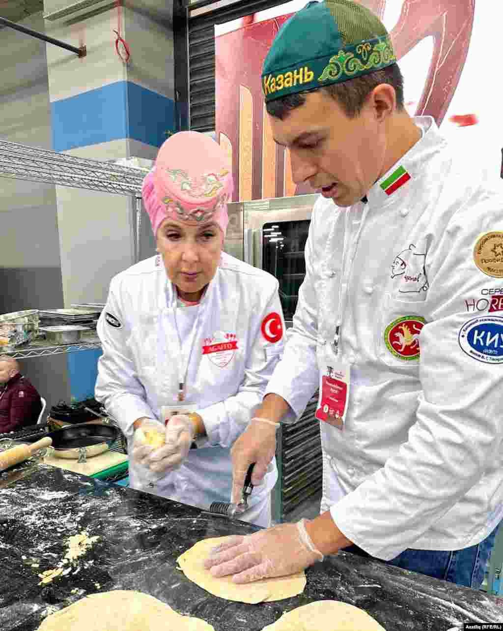 Татарстан осталары чәкчәк кисә