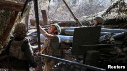 Українські військові поблизу Покровська на Донеччині, 15 жовтня 2025 року