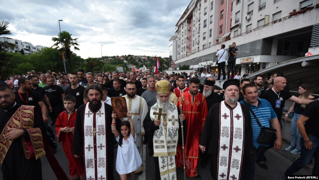 Mitropolit Amfilohije vodi litiju u Podgorici, 21. jun 2020. godine
