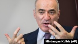 Garry Kasparov dekabrın 14-də AzadlıqRadiosuna müsahibə verib