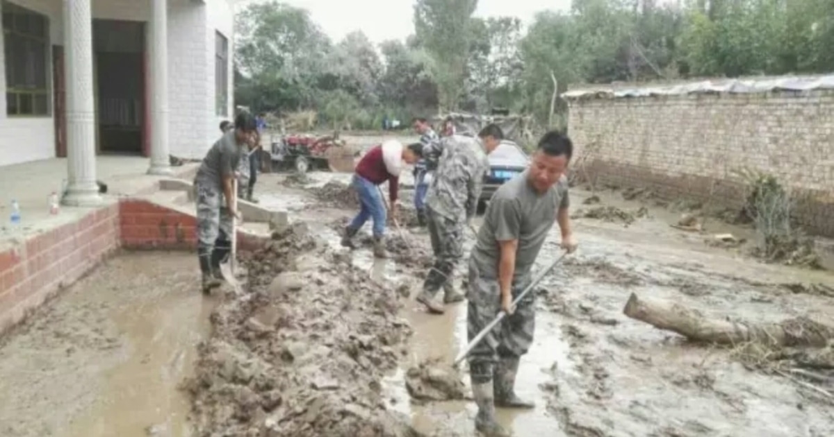 Украинадағы ең сексуалды кеуделер