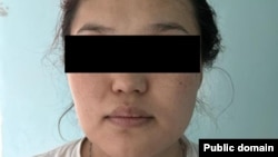 Кармалган шектүү.