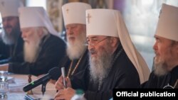 Архиерей Симферопольской и Крымской епархии, митрополит УПЦ МП Лазарь (крайний справа), Киев, 13 ноября 2018 года