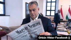 Viktor Orban, citind din cotidianul Magyar Nemzet, o publicație pro-Fidesz, care a fost închisă în 2018 în urma conflictului dintre Lajos Simicska, deținătorul acesteia, și prim-ministrul ungar.