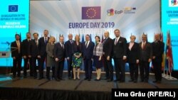 Peter Michalko, Pavel Filip, Igor Dodon, și invitații la recepția de stat de la Chișinău cu ocazia Zilei Europei