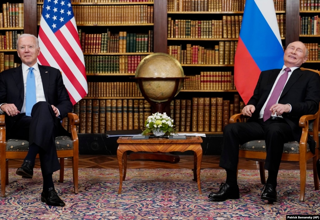 Presidenti amerikan, Joe Biden dhe Putini takohen për një samit SHBA-Rusi në Gjenevë, më 16 qershor 2021.