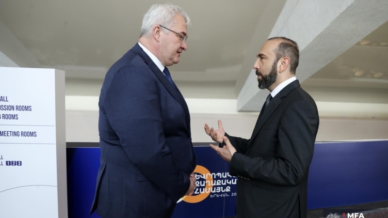 Միրզոյանն ու Սիբիհան քննարկել են երկկողմ համագործակցության հարցեր