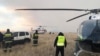 Төтенше жағдайлар министрлігі қызметкерлері даладағы өрт аймағында жүр (ТЖМ жариялаған фото)