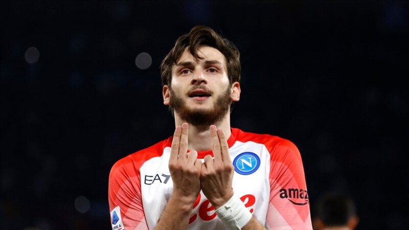 კვარაცხელია ჩემპიონთა ლიგის სეზონის საუკეთესო ახალგაზრდა ფეხბურთელად დაასახელეს