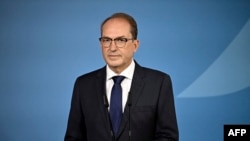 Ministrul german de interne Alexander Dobrindt a anunțat marți mai multe contramăsuri împotriva Rusiei, inclusiv închiderea consulatului rusesc de la Bonn și a „Casei Ruse” de la Berlin.