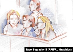 ნინო დათაშვილის ადვოკატები, ელისო რუხაძე, თამარ გაბოძე და თამარა ზარქუა თბილისის საქალაქო სასამართლოს სხდომათა დარბაზში, 7 აგვისტო, 2025 წელი